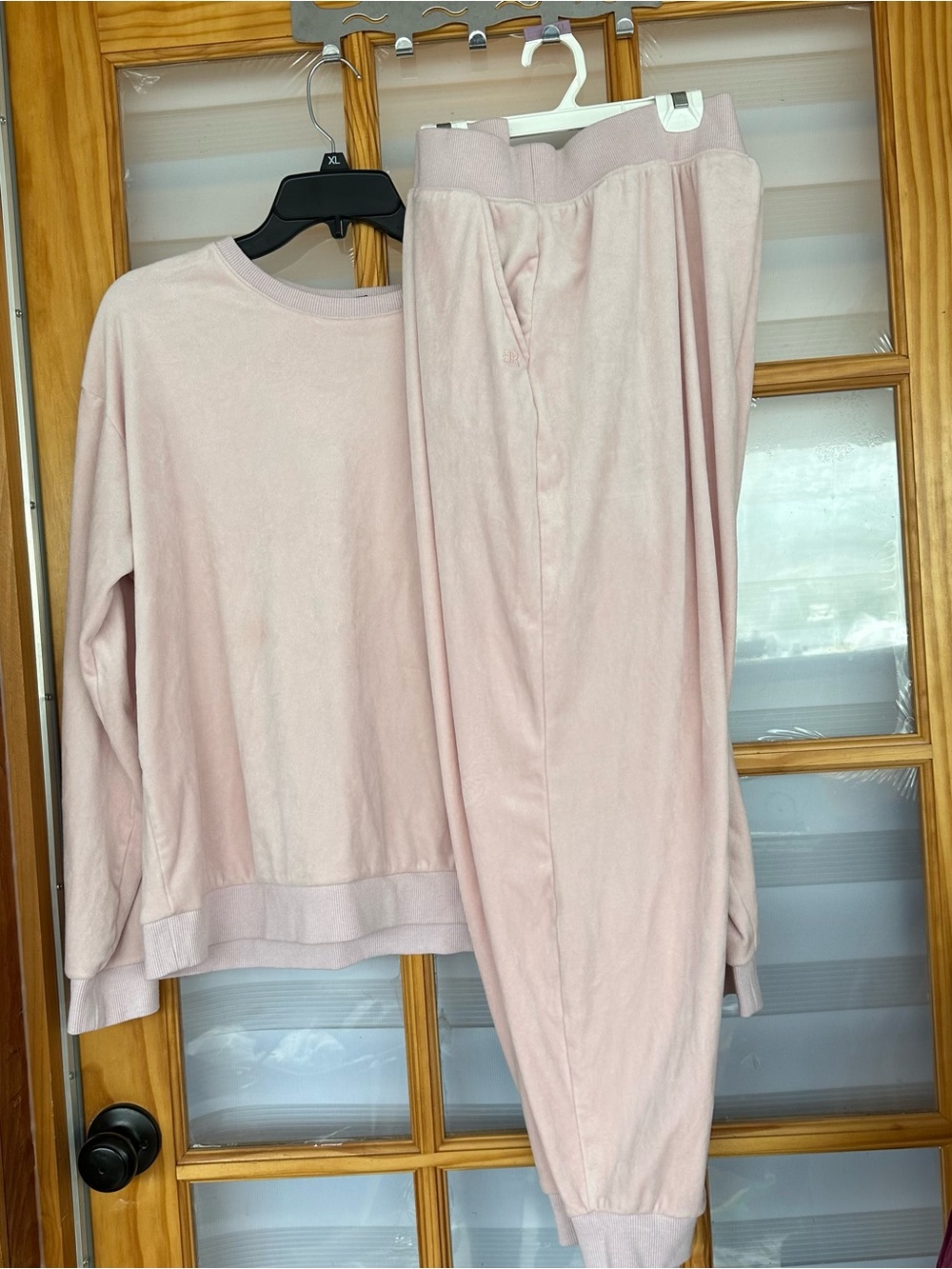 Banana Republic Pale Pink Lounge Sweatshirt and Jogger Set